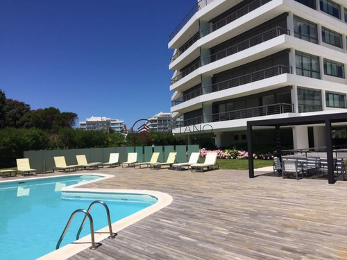 Imagen 18 de 28 de Espectacular Apartamento Ubicado En La Brava - Punta Del Este Brava