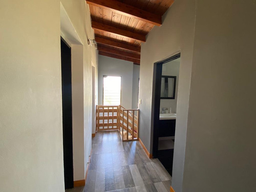 Casa En Venta De 3 Dormitorios Con Pileta En Roldan - Acequias Del Aire