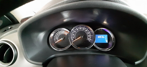 Renault Logan 2014 1.6 Expression Hi-power 4p