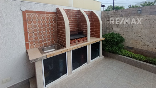 Imagen 14 de 21 de Apartamento En La Asuncion, Conj. Resd. Villa Francesca, Isla De Margarita