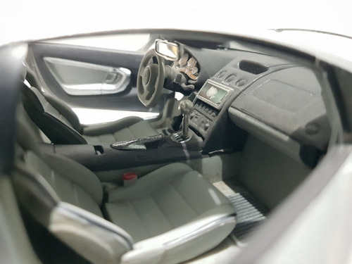 Auto A Escala 1/18 Lamborghini Gallardo Playerz Maisto (Usado)