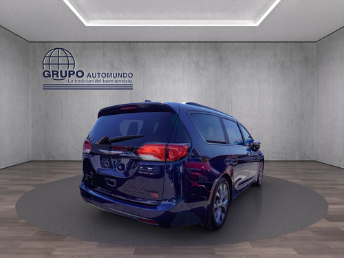 Chrysler Pacifica 2019