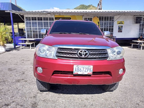 Imagen 2 de 15 de Toyota Fortuner