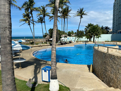 Imagen 22 de 29 de Apartamento En Venta Playa Grande. Mls #23-1619. Yolanda Goncalves