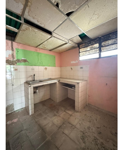 Casa Para Remodelar En Venta En Santa Rosa, Aragua