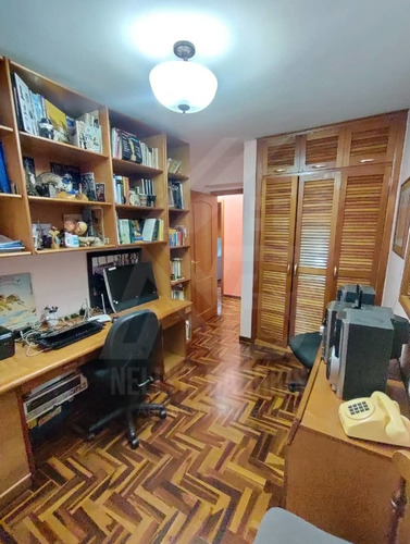 En Venta Apartamento Piso Bajo San Antonio De Los Altos-el Picacho-el Trébol I Remodelado 120 M2 4/2/1