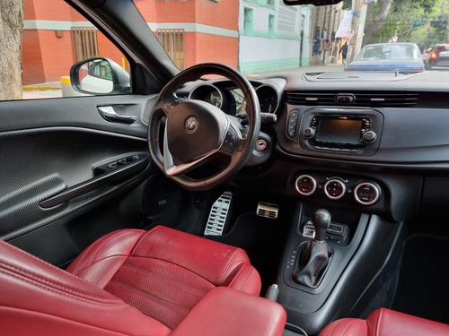 Imagen 6 de 11 de Alfa Romeo Giulietta