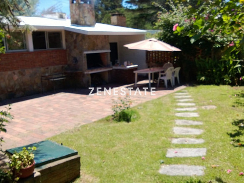 Hermosa Casa En Linda Zona De Punta Del Este