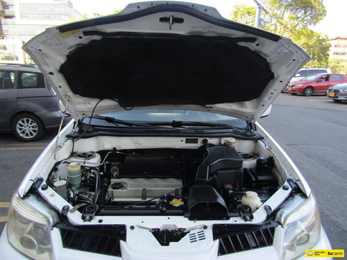 Mitsubishi Outlander 4x4 2.4 At