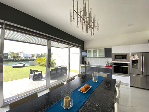 Imagen 13 de 30 de Casa En Venta En Lagos Del Sol Cancun
