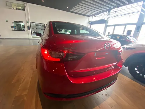 Mazda 2 Touring At/2025/cm/ Ng