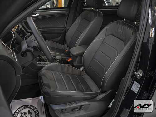 Volkswagen Tiguan Allspace 2.0 R-Line 300 Tsi Aut. 4P