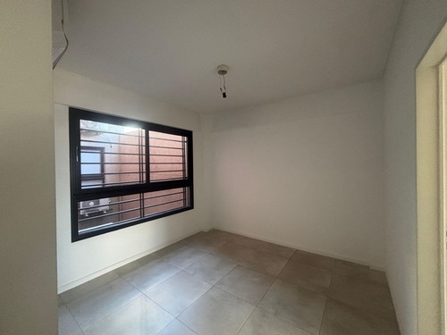 Departamento En Venta En Liniers