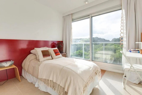 Imagen 8 de 23 de Apartamento 4 Dormitorios En Playa Brava, Punta Del Este - Mythos