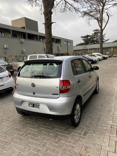 Imagen 3 de 13 de Volkswagen Fox 2008 1.6 Route 5 P
