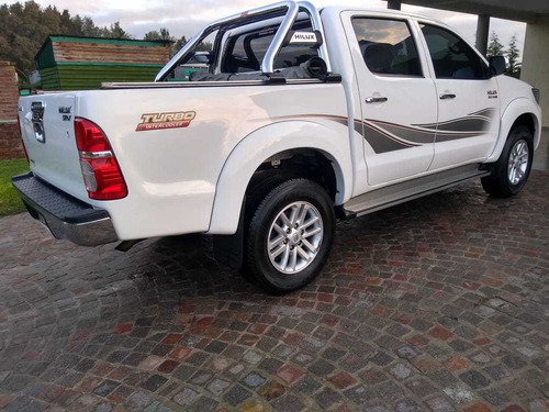 Toyota Hilux 3.0 Cd Srv I 171cv 4x2 2012