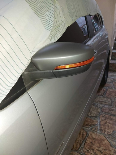 Volkswagen Fox 1.0 Vht Trend Total Flex 5p 2013
