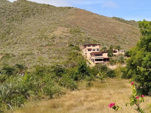 Imagen 14 de 14 de Casa Tipo Posada De 4 Apartamentos Con Vista