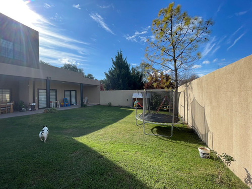 Imagen 29 de 30 de Venta | Casa Ayres De Los Arroyos | Oportunidad | Permuta