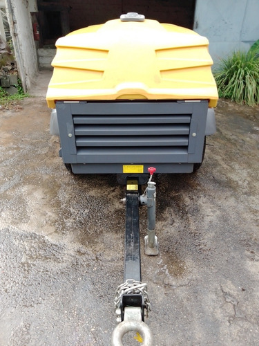 Imagen 7 de 10 de Compresor Atlas Copco Modelo Xas 185 Cd7, 49hp, Con 77 Horas