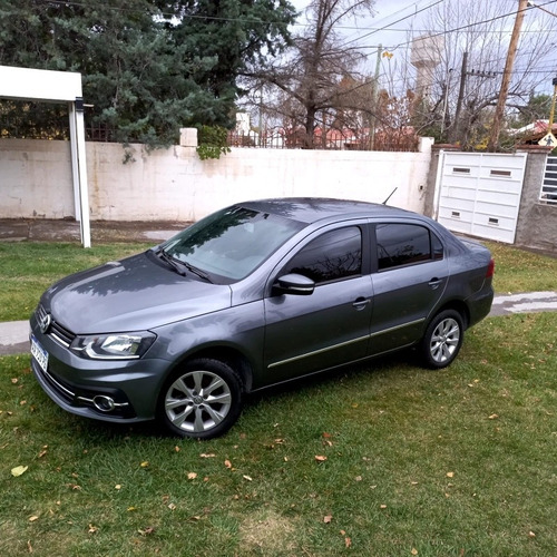 Imagen 5 de 16 de Volkswagen Voyage 1.6 Highline 101cv 2017