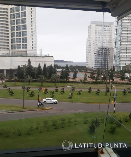 Apartamento En Mansa- Ref: 616