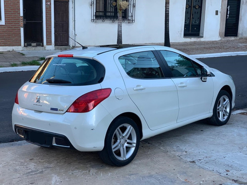 Peugeot 308 Feline