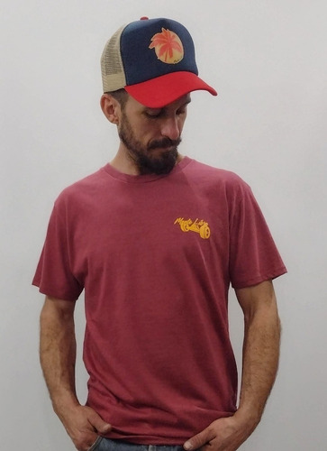 Imagen 2 de 4 de Remera Skateboard