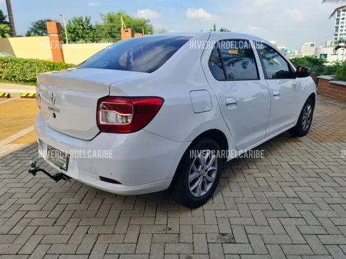 Renault Logan 1.6 Privilege / Intens