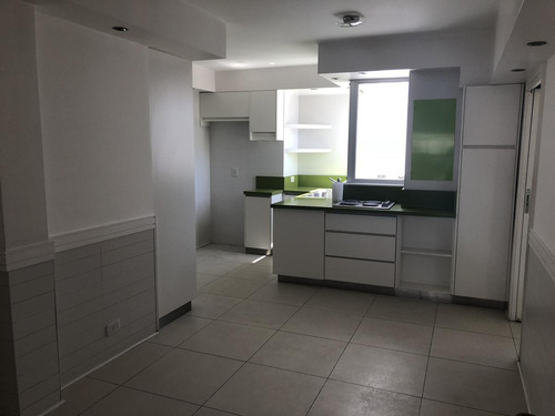 Depto En Duplex De 5 Ambientes Con Balcon Terraza 2 Cocheras Muñiz 500