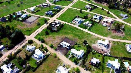 Colonia - Venta Casa De 3 Dormitorios Con Excelente Vista