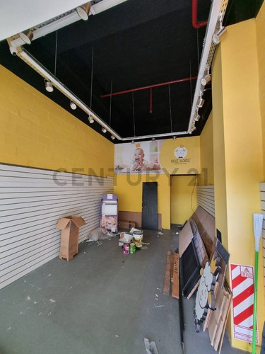 Alquiler Local Comercial En Remeros Plaza Shopping