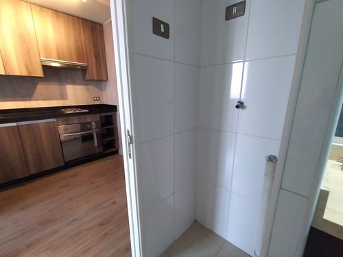 Refv:158** Impecable Estudio, Macul !