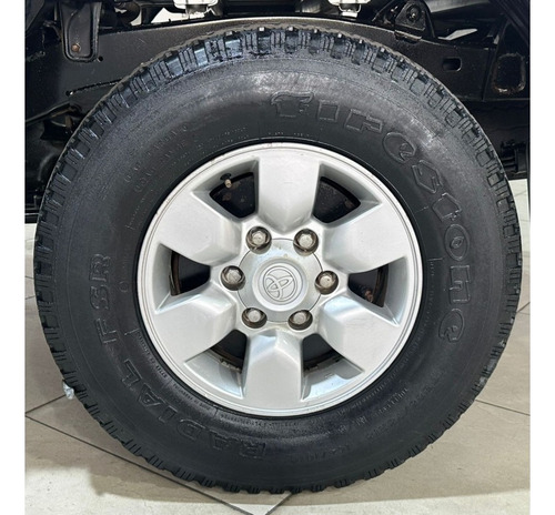 Toyota Hilux 2.5 STD 4X2 CD 16V TURBO DIESEL 4P MANUAL
