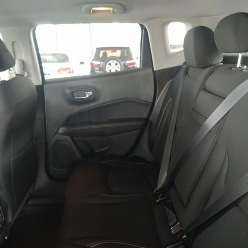 Imagen 8 de 15 de Jeep Compass Sport 1.3t At6