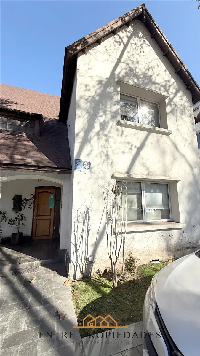 Imagen 4 de 25 de Casa Comercial En Arriendo De 9 Dorm. En Providencia
