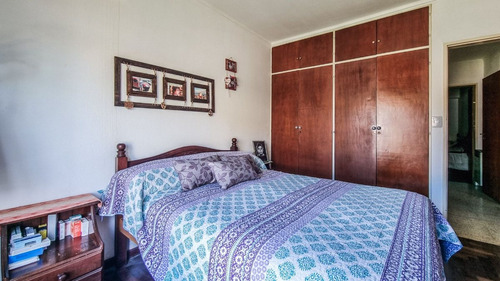 Casa 3 Ambientes Venta Lobos Con Jardin Y Quincho