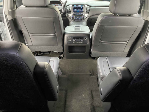 Imagen 11 de 15 de Chevrolet Suburban 2018 5p Premier V8/5.3 Aut 4wd 2da/cubo