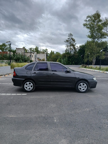 Volkswagen Polo Classic 1.9 I Highline