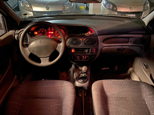 Renault Megane F2 5 Ptas 1.6 Pack Plus 2006 (fyr673)