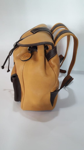 Imagen 2 de 3 de Mochila En Cuero / Diferentes Colores.