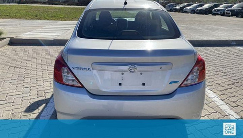 Nissan Versa Sense 1.6 2018