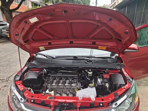 Chevrolet Onix Sedán Mecánico 2019