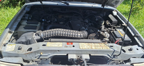 Ford Ranger 2.5 Xlt Cab. Regular 4x2 2p