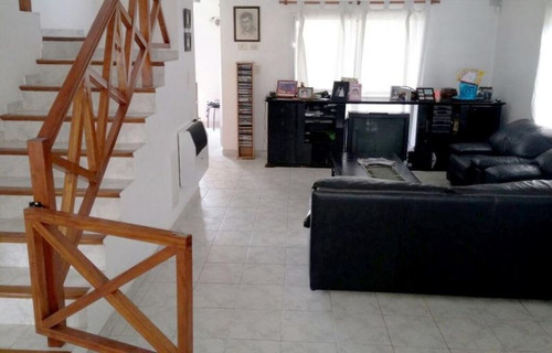 Impecable Propiedad En Echeverria Del Lago