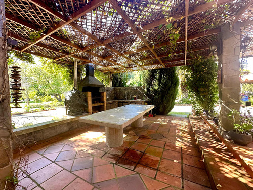 Casa Con Laguna, 7.235m2, Quillon