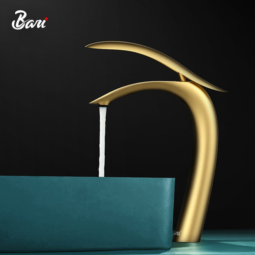 Griferia De Lavamano Draco 29 Cm Brush Gold Marca Bari