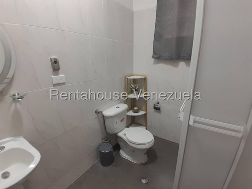 Alquiler De Apartamento En La Candelaria #25-23557