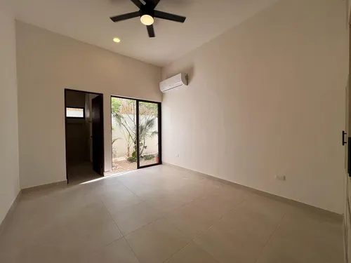 Casa En Venta Merida, 1 Planta, Zona Segura, Lista.
