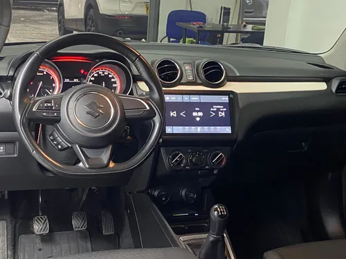 Suzuki Swift 1.2 Híbrido
